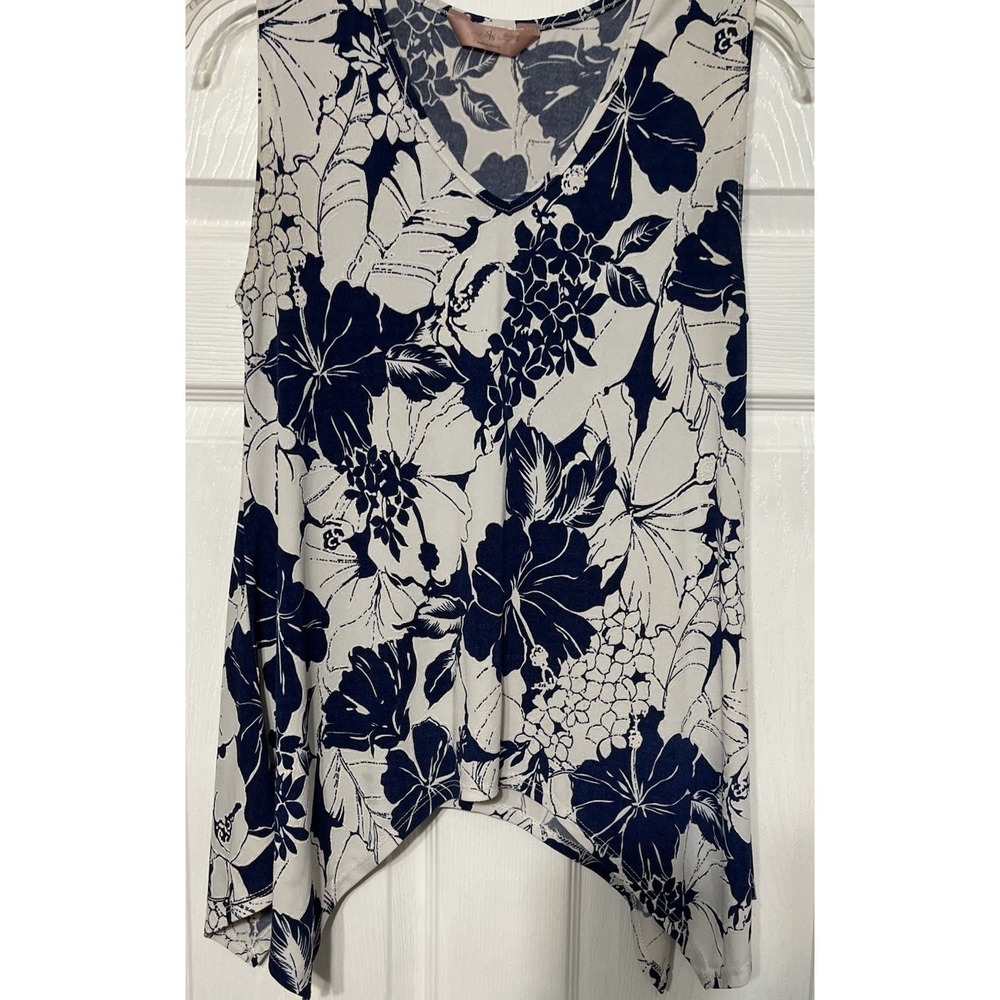 SJS Womens Blue & White Sleeveless Floral Top Asymmetrical Hem Size S